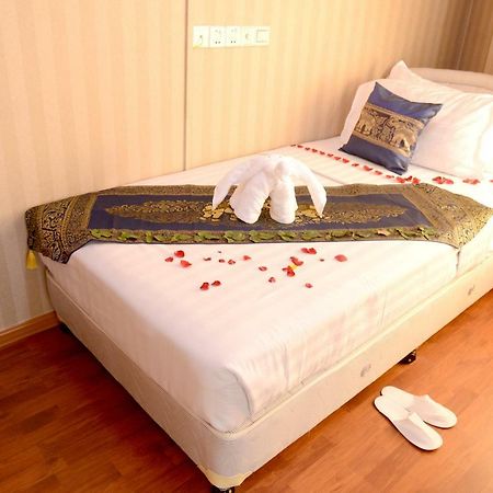 Royal Naung Yoe Hotel Мандалай Экстерьер фото
