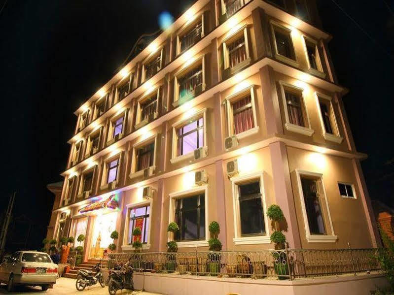 Royal Naung Yoe Hotel Мандалай Экстерьер фото