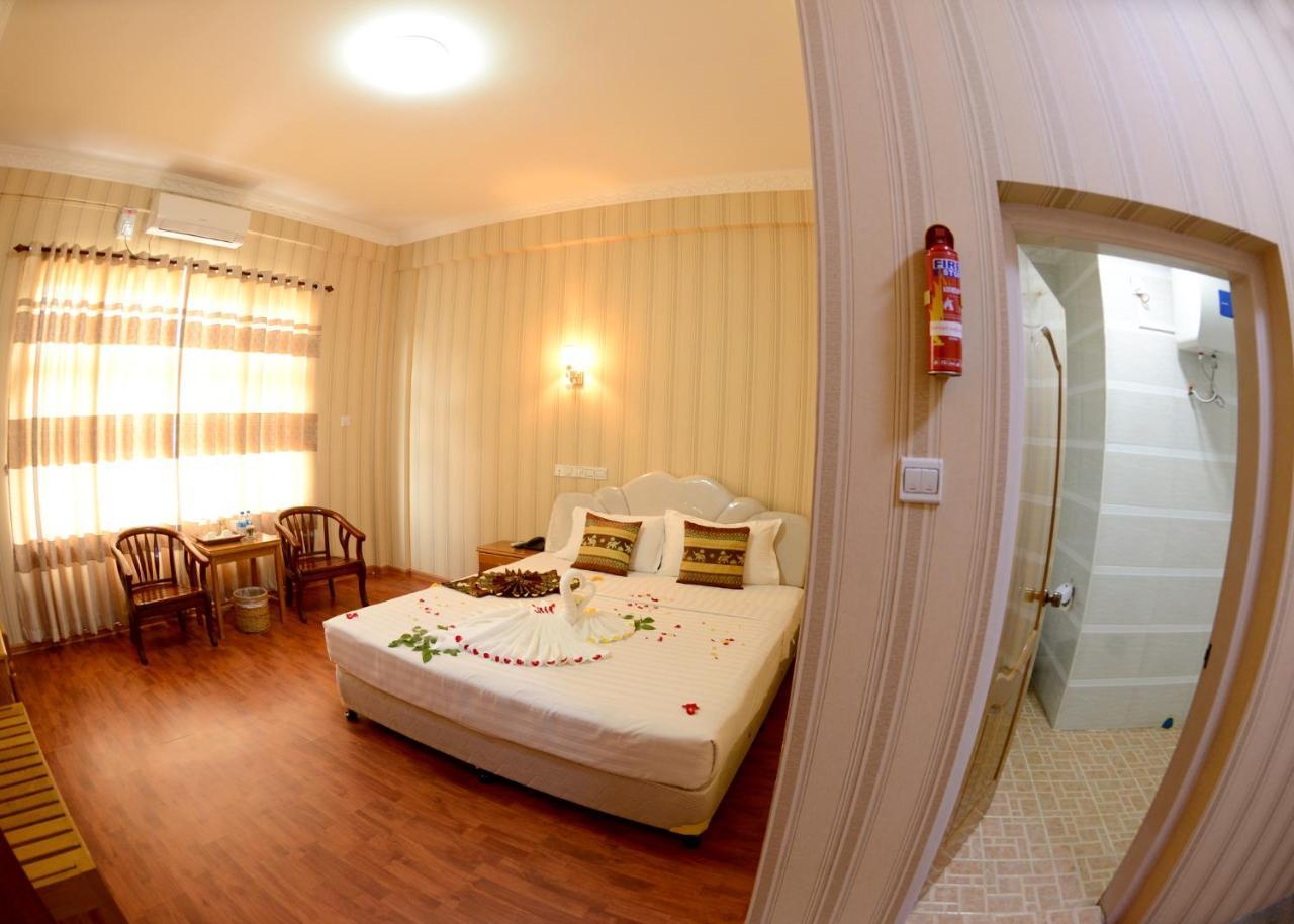 Royal Naung Yoe Hotel Мандалай Экстерьер фото