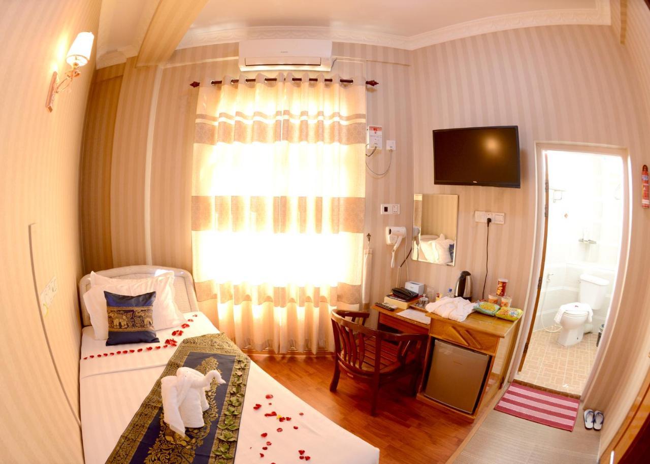 Royal Naung Yoe Hotel Мандалай Экстерьер фото