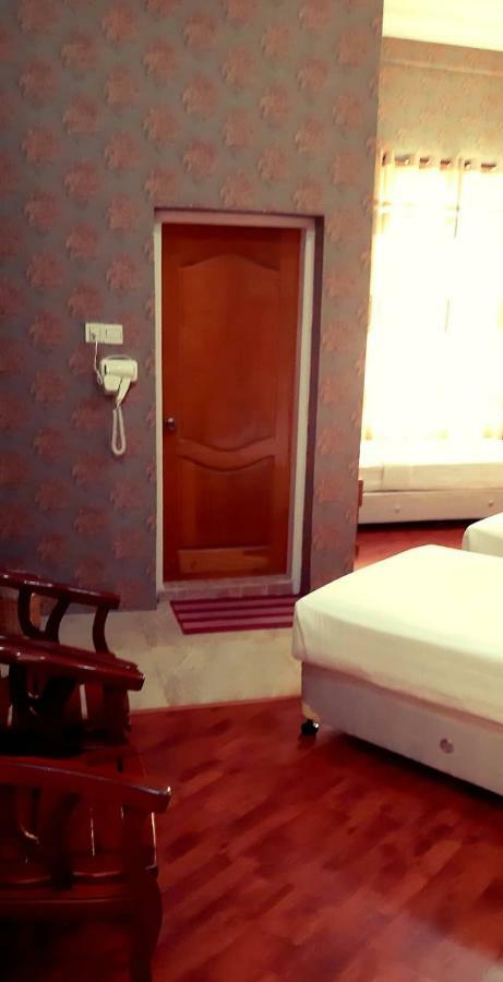 Royal Naung Yoe Hotel Мандалай Экстерьер фото